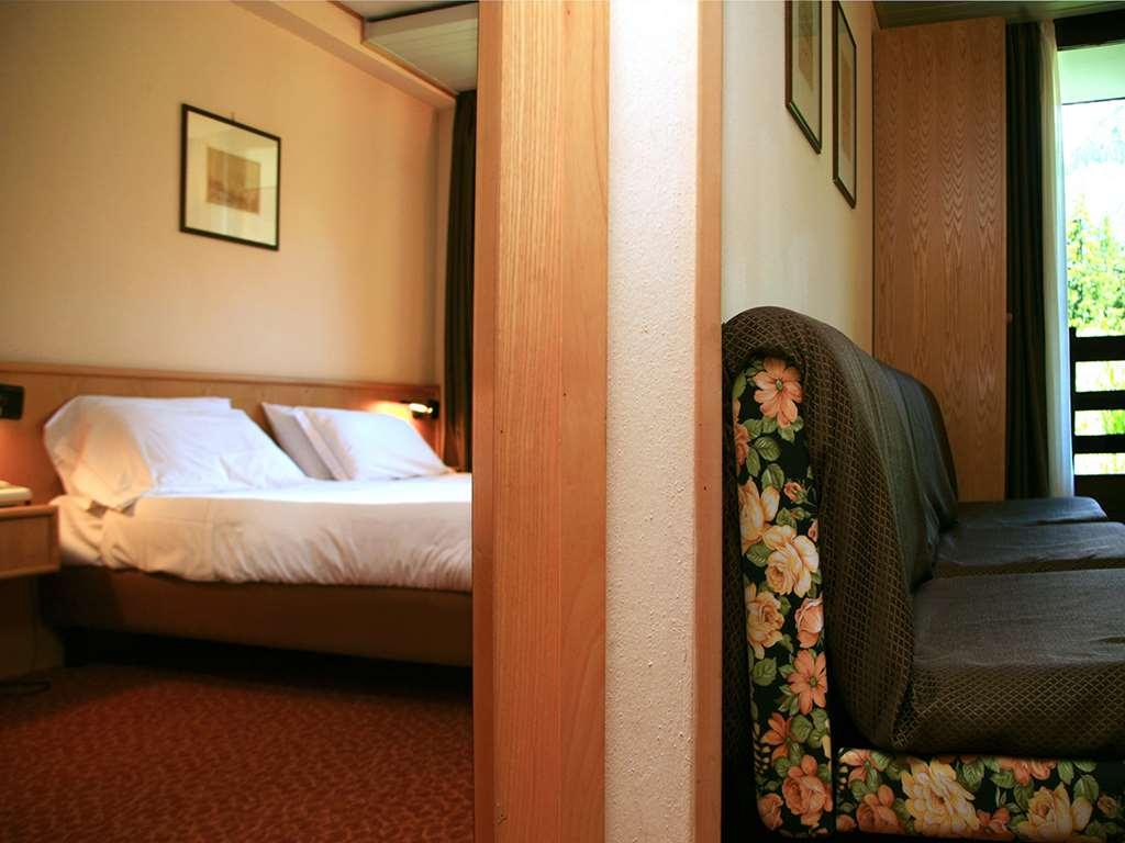 Hotel Les Jumeaux Courmayeur Habitación foto