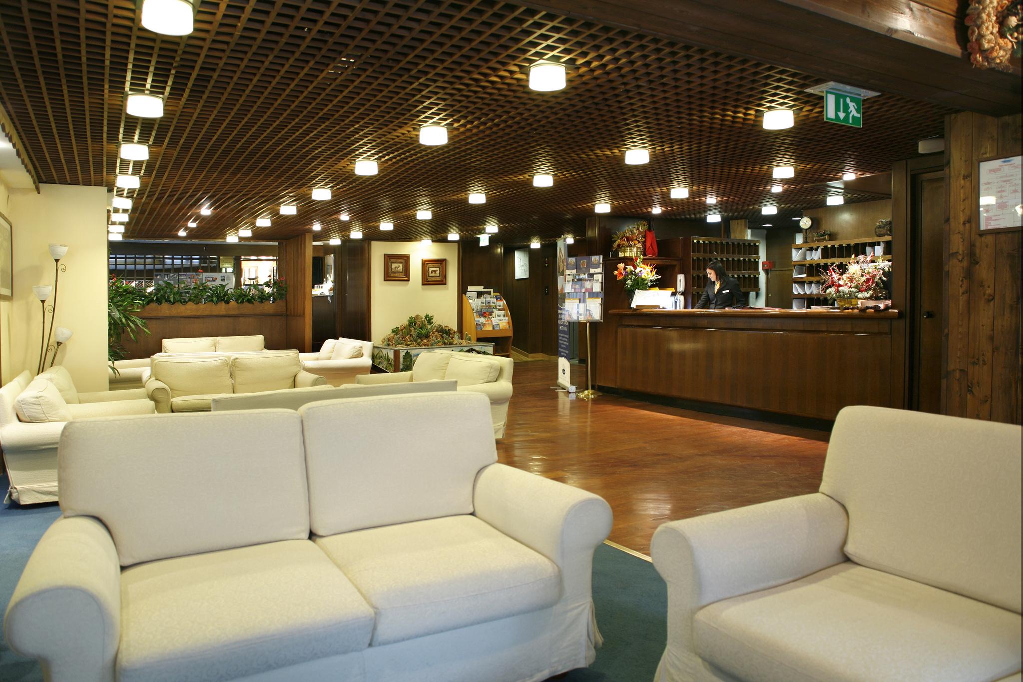 Hotel Les Jumeaux Courmayeur Exterior foto